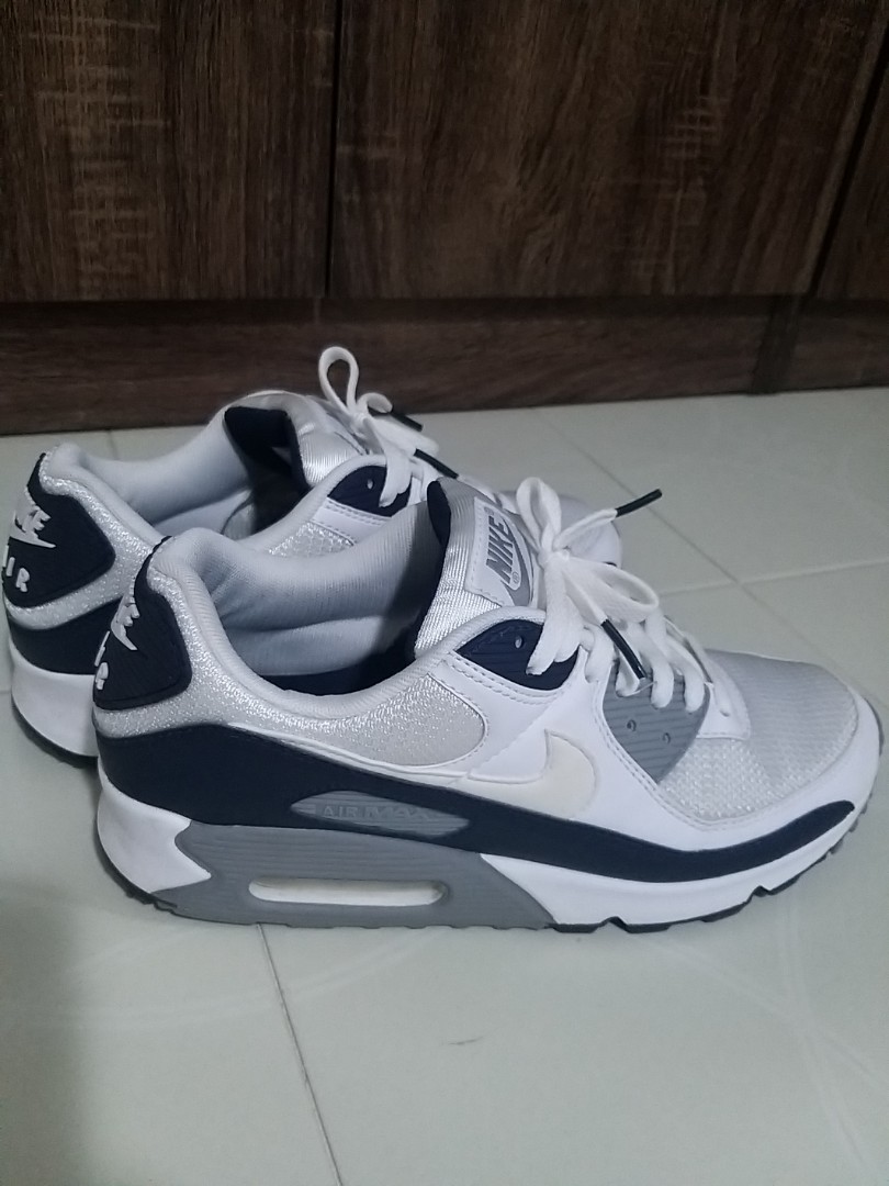Nike AirMax90, Men's Fashion, Footwear, Sneakers on Carousell