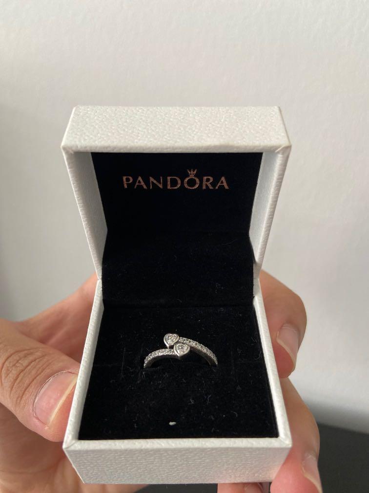 Two sparkling hearts store ring pandora