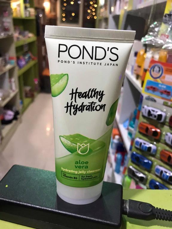 PONDS Aloe Vera Jelly Cleanser with Vitamin B3 for Hydrated Skin 100g