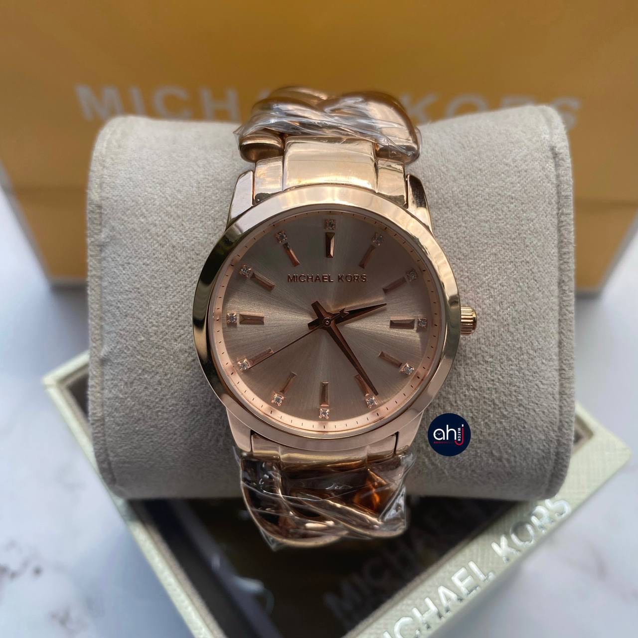 READY STOCK ORIGINAL MICHAEL KORS ELENA ROSEGOLD DIAL ROSEGOLD CHAIN LADIES WATCH MK3609 Women s Fashion Watches Accessories Watches on Carousell