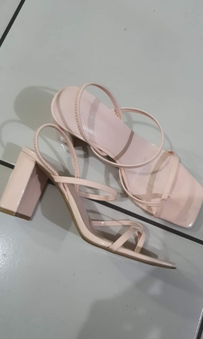 salmon pink heels