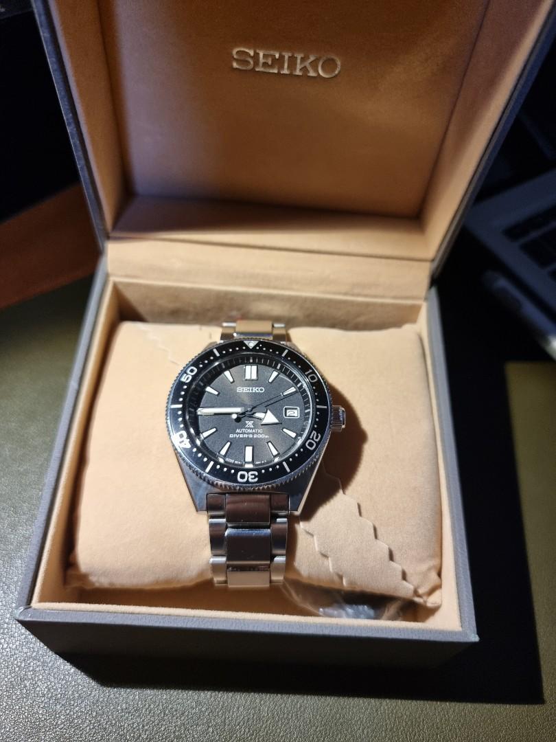 Seiko Prospex 62 MAS Re-edition SBDC01 (Category: Men's Watches) located in Quezon City. Submitted by atg02 (Listing ID 1107275012, Image 3). Description: Model: Seiko Prospex SBDC051 RFS: Declutter Scratches from regular use Complete with box Extra waffle strap included Specifications: Automatic with manual winding mechanism Caliber # 6R15 23 jewel Stainless steel case Diashield case coating Curved sapphire crystal Anti-reflective coating on inn