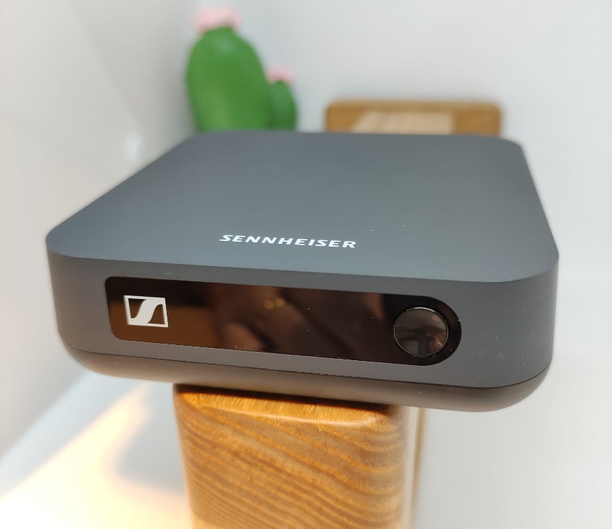 Status Audio Sennheiser Bluetooth Audio Transmitter BT-T100