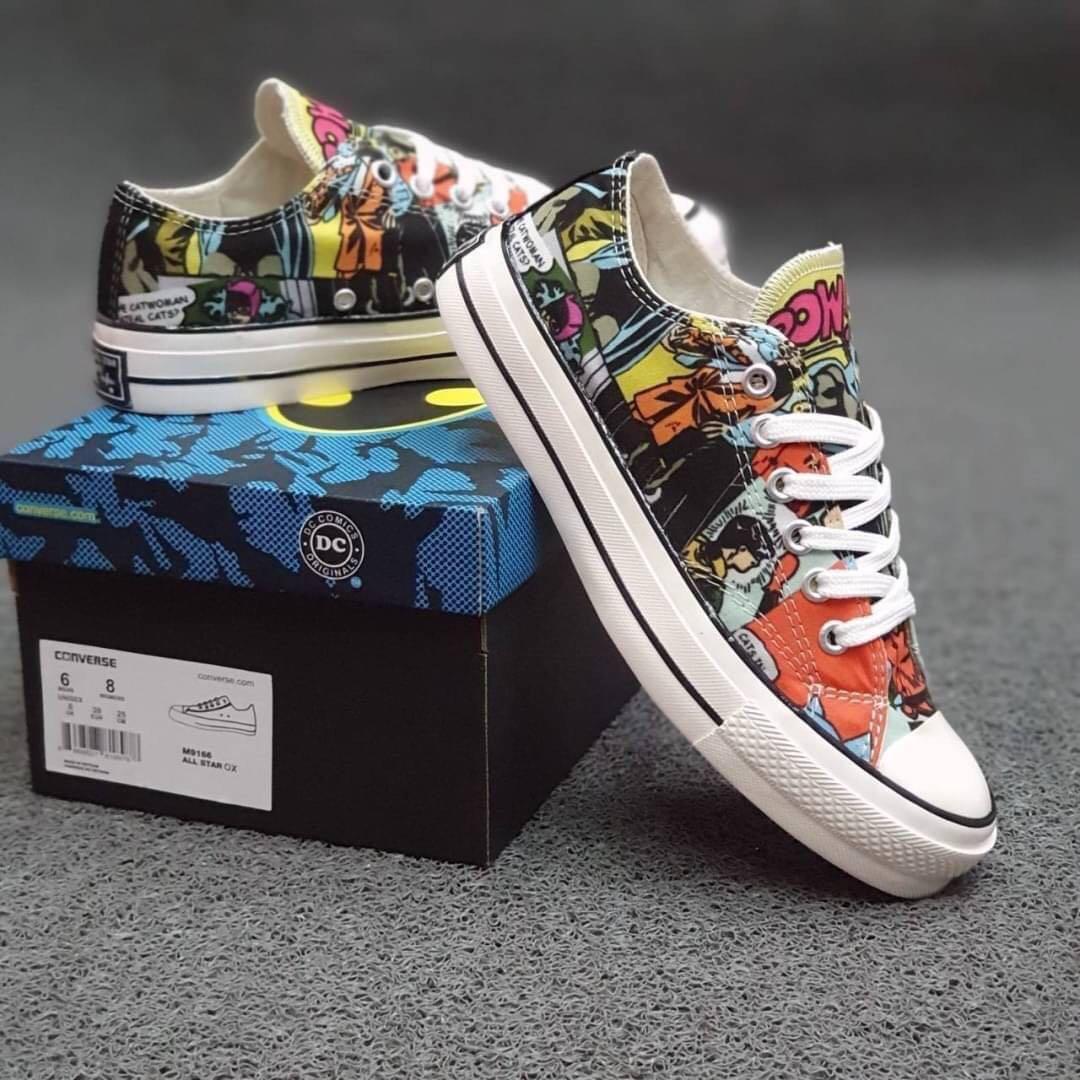 Sepatu converse batman store