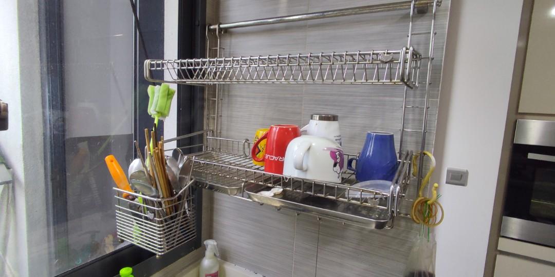 Song cho dishes rack (Category: Cookware & Accessories) located in Singapore. Submitted by vw.golf.mk7.5 (Listing ID 1107353852, Image 1). Description: price is for both items in the photo have already dismantled. cash n carry at cck.