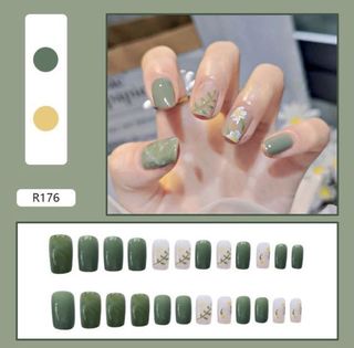 (Category: ) located in . Submitted by apple_cheeks (Listing ID 1107414476, Image 1). Description: .