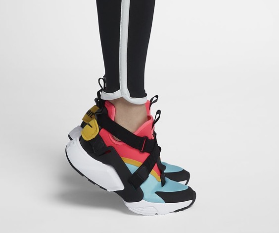 US6.5 Nike Air Huarache City Multi Color Pink Blue Yellow