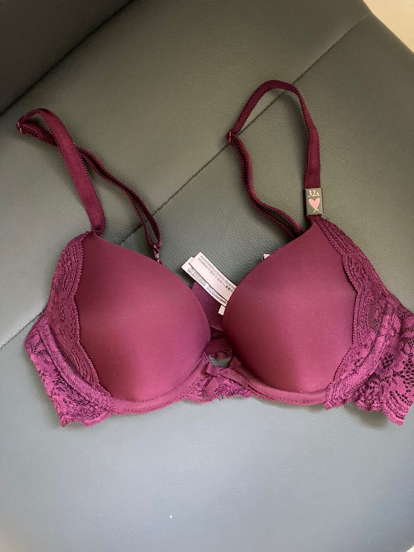 Victoria's Secret PINK Perfect Lace Push-Up Bra, 32AA, brand new without  tag, Women's Fashion, New Undergarments & Loungewear on Carousell