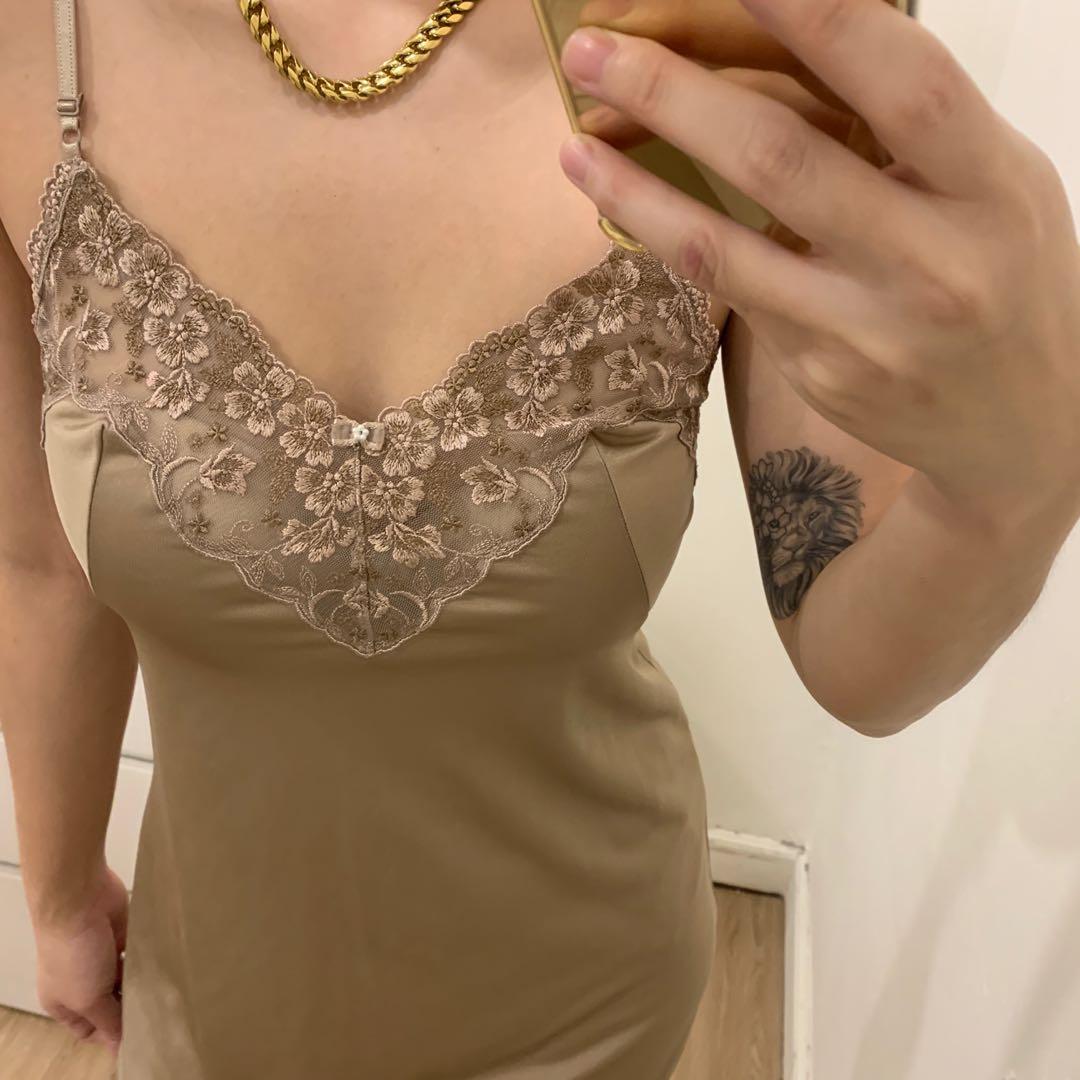 vintage_lace_slip_dress_1629001732_6e0526f8_progressive.jpg