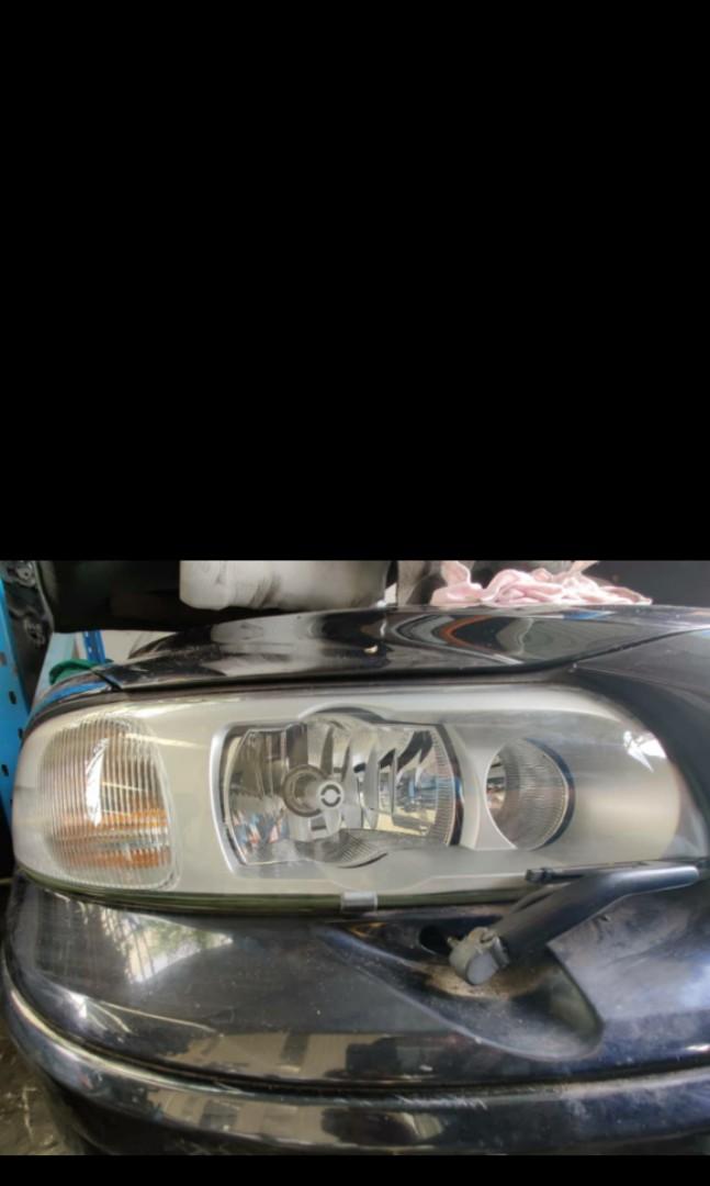 Volvo S60R headlamp Auto Accessories on Carousell