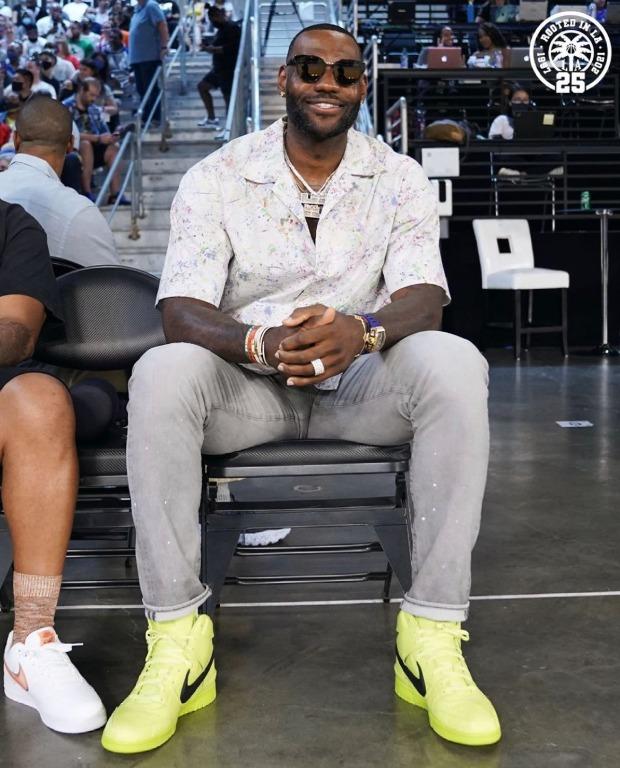 nike dunk ambush flash lime