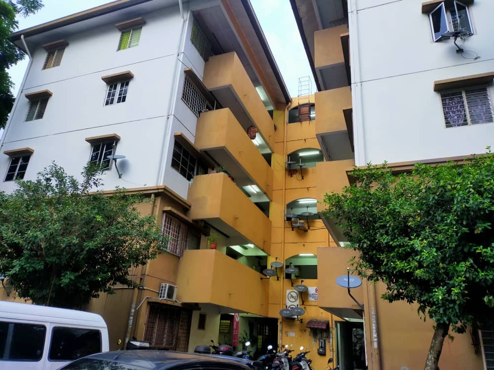 Wts Pangsapuri Seri Jati Bandar Puteri Puchong Property For Sale On Carousell