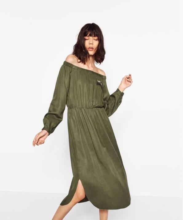green off shoulder dress zara Janese Off Shoulder Midi Dress