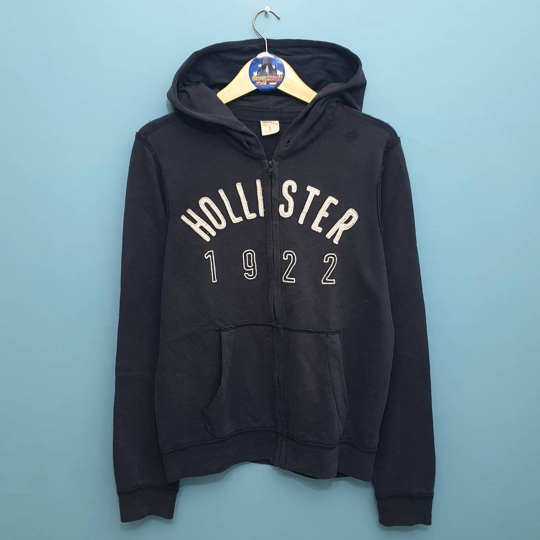 Hollister hoodie harga on sale