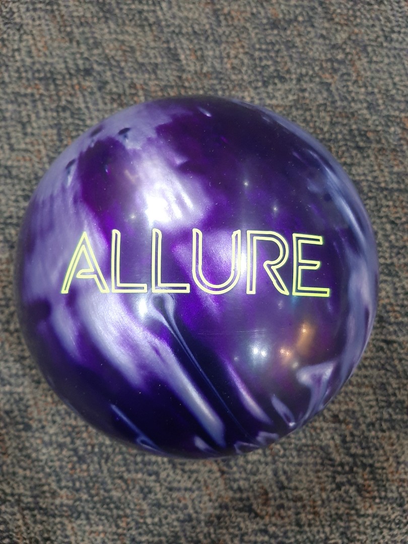 15lbs Allure Pearl Ebonite Bowling Ball, Sports Equipment, Sports & Games,  Billiards & Bowling on Carousell