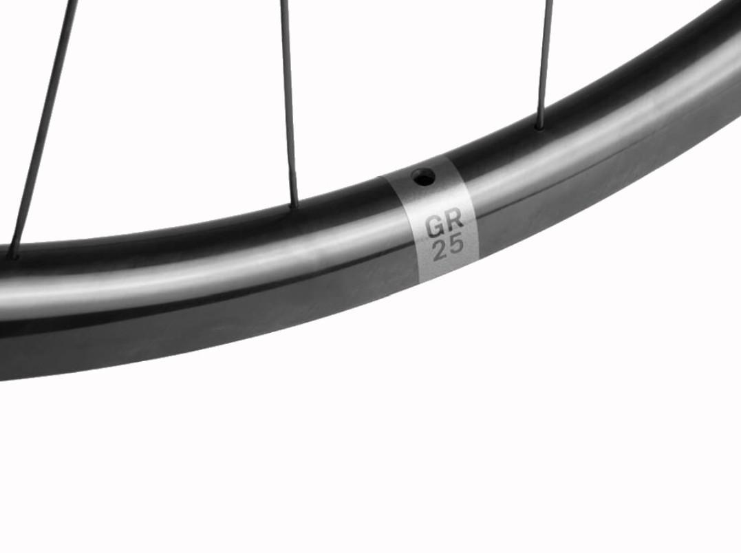 Beast Components GR25 Gravel Carbon Wheelset, Sports Equipment