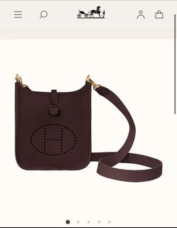 (Category: ) located in . Submitted by smollwardrobe (Listing ID 1107549966, Image 1). Description: .