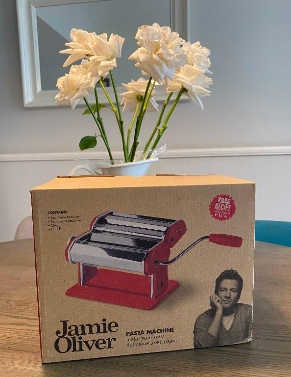 Grundlæggende teori vin fejre Brand New Jamie Oliver Pasta Machine Red. Never used., Furniture & Home  Living, Kitchenware & Tableware, Cookware & Accessories on Carousell