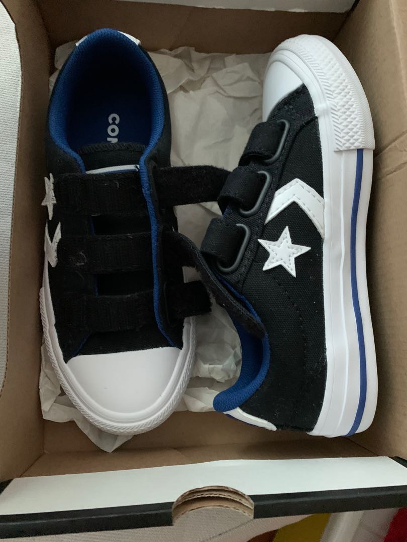 Converse kids Velcro strap Eur 27.5 Babies Kids Babies Kids Fashion on Carousell