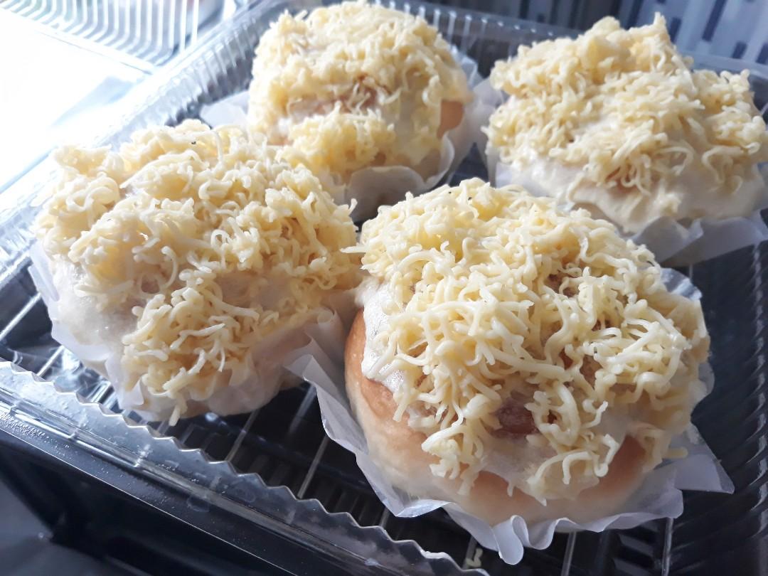 Creamy Ensaymada with Cream Cheese Filling, Food & Drinks, Homemade