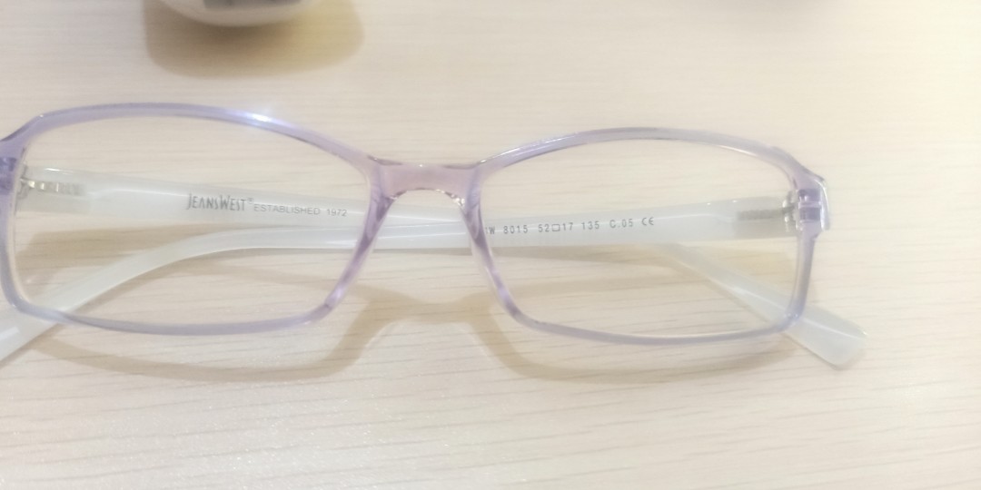 Frame Kacamata JeansWest, Fesyen Wanita, Aksesoris di Carousell