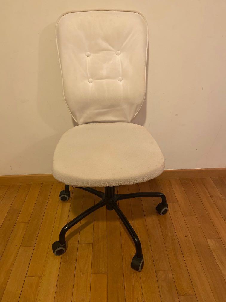 FREE adjustable computer chair, Furniture & Home Living, Furniture