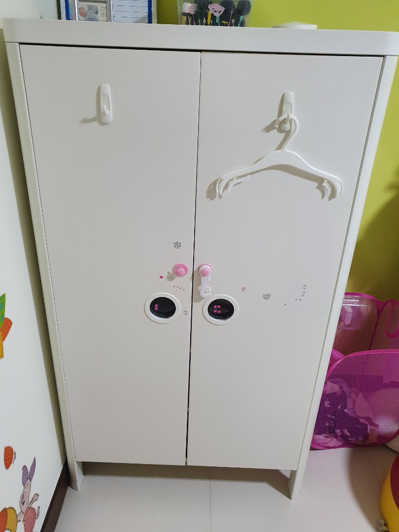 Busunge wardrobe outlet