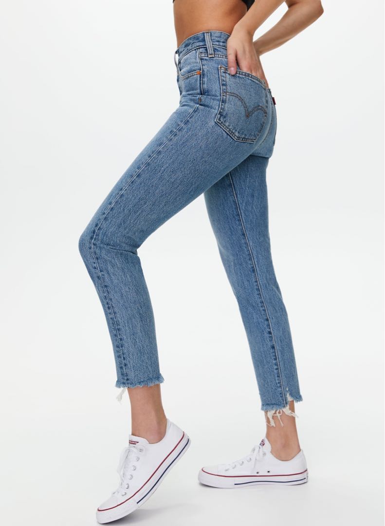 Levi's Icon Wedgie Jeans size 26 BNWT, Women's Fashion, Bottoms, Jeans &  Leggings on Carousell