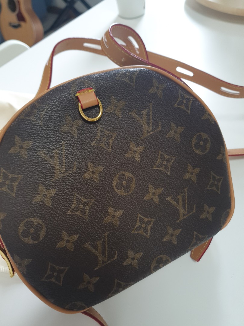 lv round crossbody