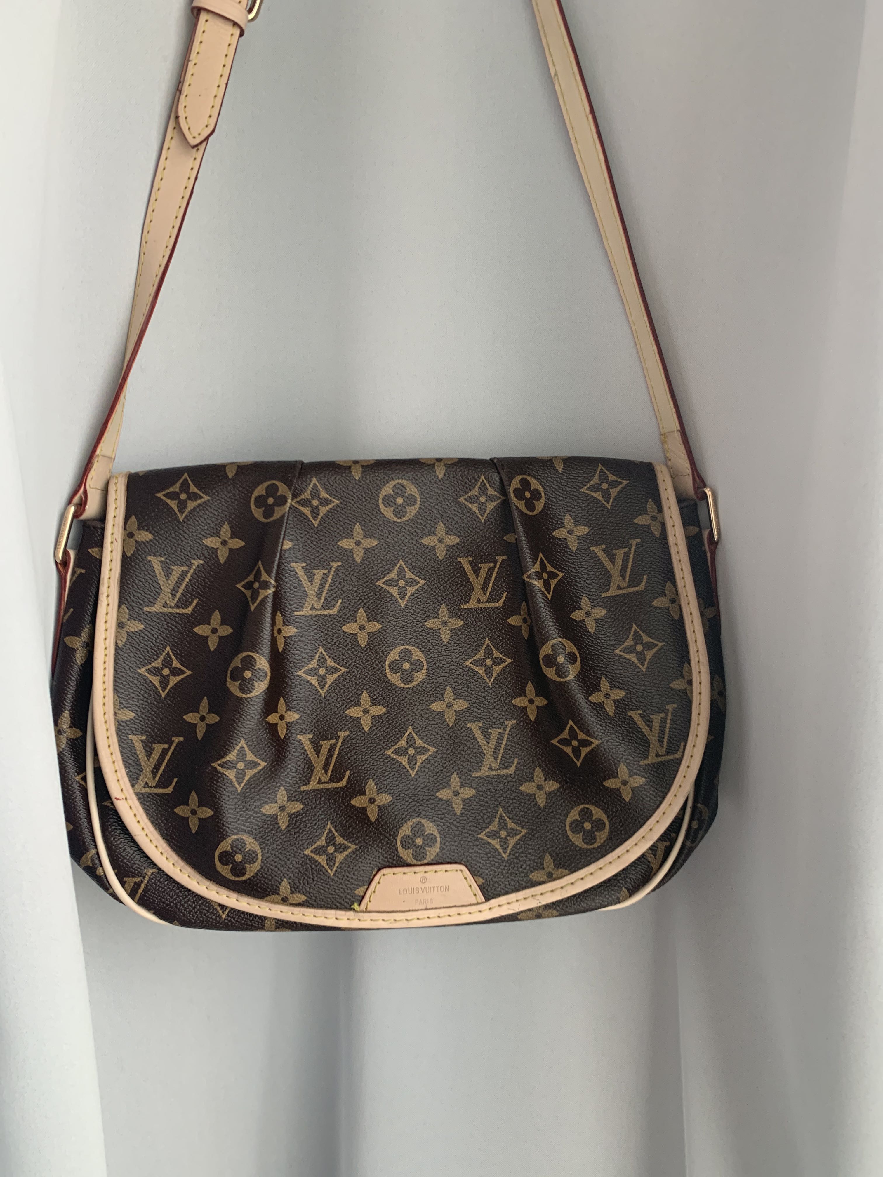 Lv sling bag clearance malaysia