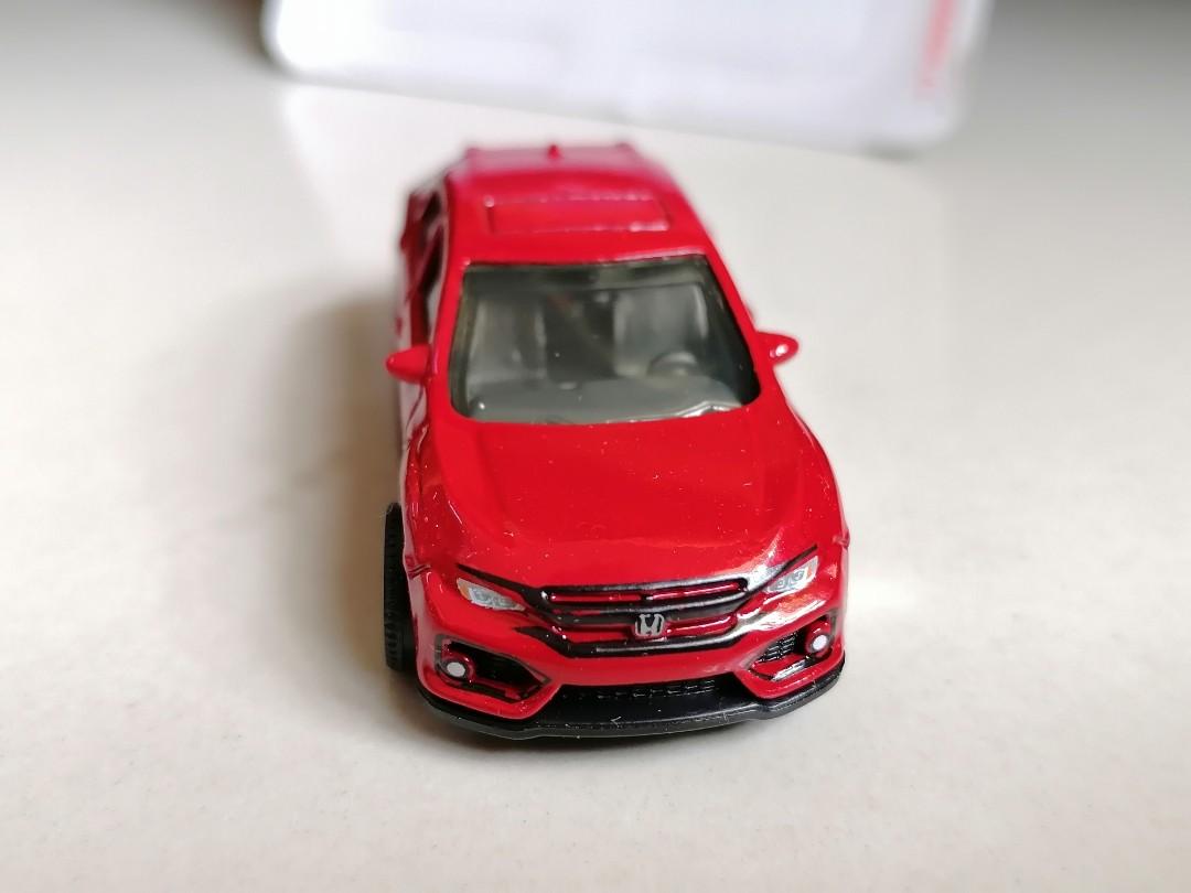 Matchbox 2019 MBX Road Trip 2017 Honda Civic Hatchback - Red