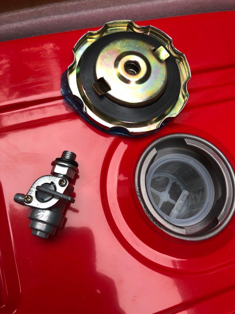 New in Box OTVIAP Generator Tank, 5 Gallon Universal Generator Fuel Gas