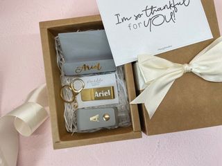 (Category: ) located in . Submitted by mygiftmaker (Listing ID 1107635645, Image 1). Description: .
