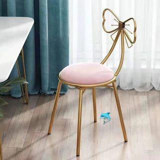 Princess pink chair