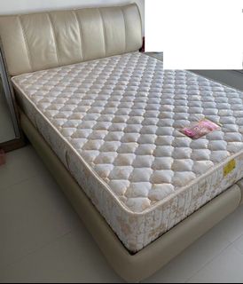 (Category: ) located in . Submitted by kopiy (Listing ID 1107580733, Image 1). Description: .