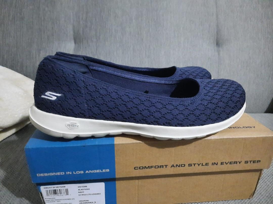 Skechers go walk lite loveable store
