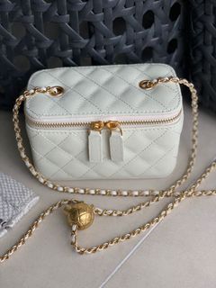 (Category: ) located in . Submitted by soulmate (Listing ID 1107525274, Image 1). Description: .