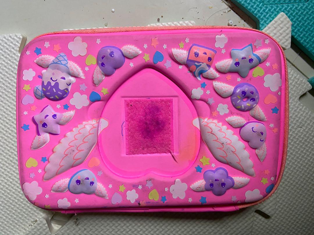 Smiggle Pencil case (Category: Stationery & School Supplies) located in Quezon City. Submitted by sebdj (Listing ID 1107481302, Image 2). Description: Original smiggle pencil case Pre loved In good condition Just needs cleaning/brushing on the inside It's cloth naman so doable All bought from hong kong or singapore 350 and 400 for prices I have shopee checkout cod Thanks.