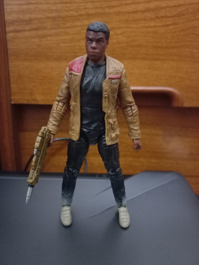 STAR WARS Black Series Finn (Category: Figurines & Statues) located in Quezon City. Submitted by kulapnit (Listing ID 1107464352, Image 1). Description: Used Finn figure from STAR WARS: THE FORCE AWAKENS. Comes with his blaster accessory. No box included..