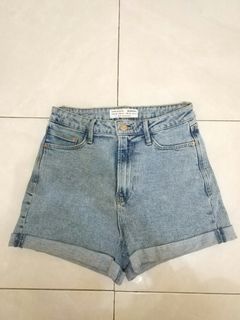 (Kategori: ) berada di . Dikirim oleh preloved.chamomile (ID iklan 1107572929, Gambar 1). Deskripsi: .