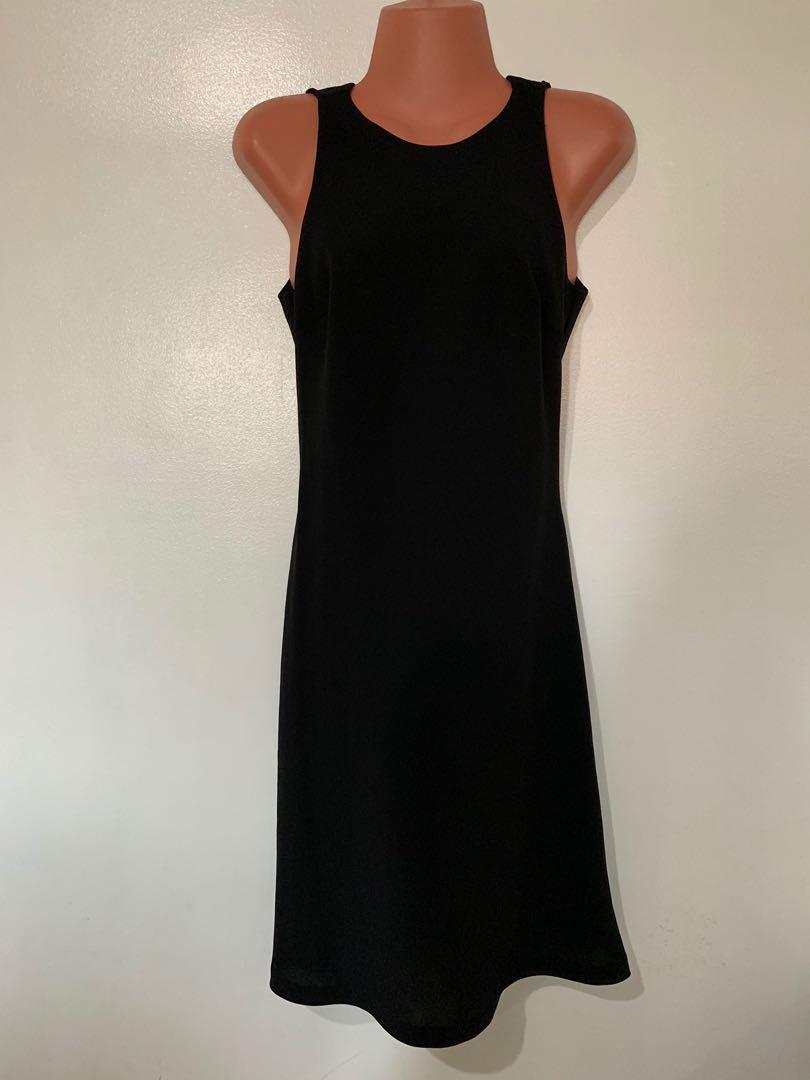 United Colors of Benetton Little Black Dress, Women's Fashion, Dresses & Sets, Dresses on Carousell United Colors of Benetton Little Black Dress, Women's Fashion, Dresses & Sets, Dresses on Carousell
