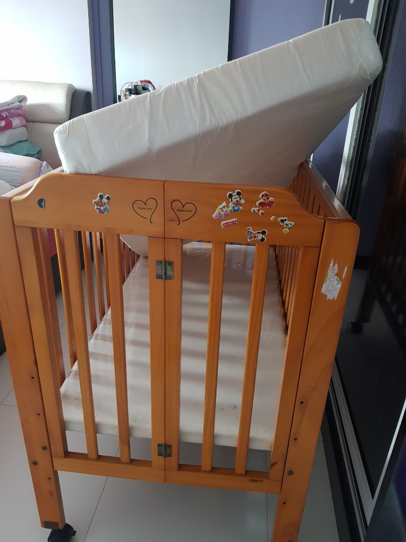 Used Baby Cot, Babies & Kids, Baby Nursery & Kids Furniture, Cots ...