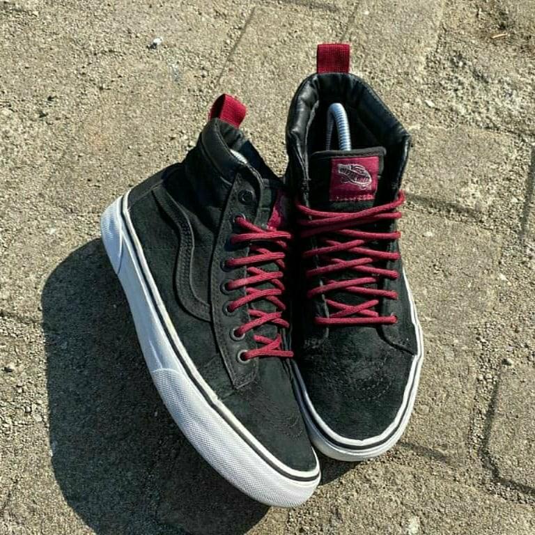 Vans store winter edition