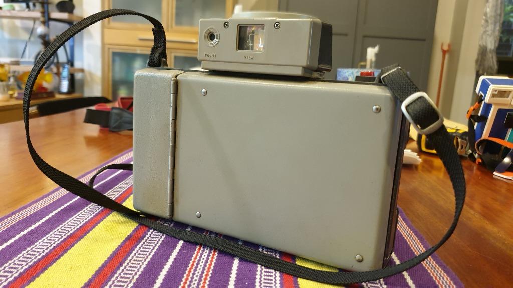 Vintage Polaroid 320 (Category: Cameras) located in Quezon City. Submitted by kingkongy (Listing ID 1107569439, Image 3). Description: Polaroid 320 Land Camera In working order works with fuji FP-100c and FP-3000B Film note the cover is for a 104 land camera but still works and is removable gcash/bdo.