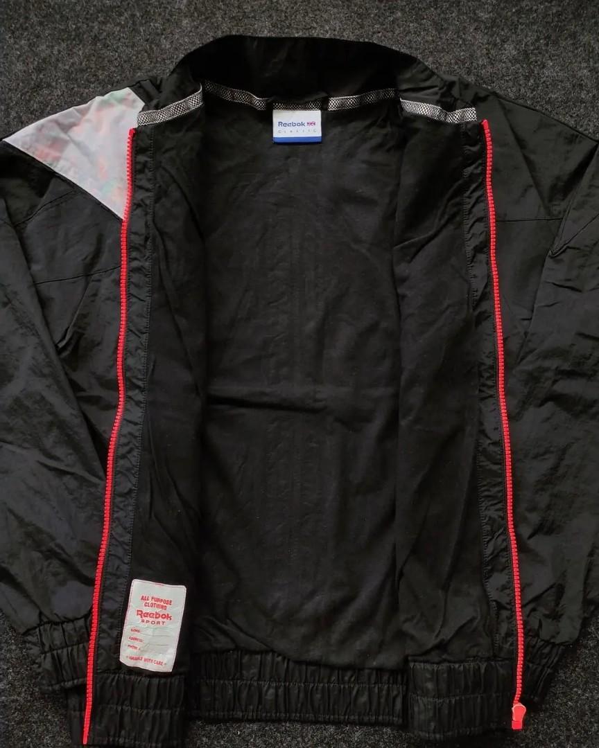 VINTAGE Reebok Sport All Purpose Clothing Jacke Original., Fesyen Pria,  Pakaian , Atasan di Carousell