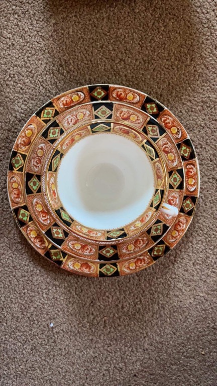 Royal albert crown store china 1927 to 1935