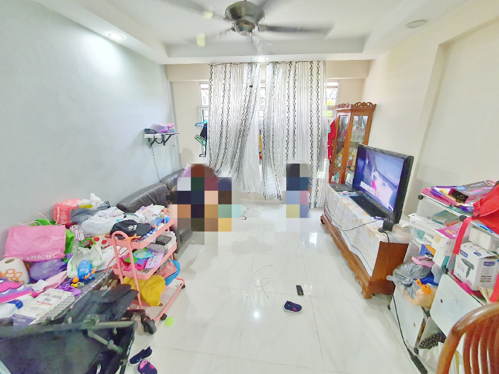 (Category: ) located in . Submitted by shaunhow (Listing ID 1107741685, Image 1). Description: .
