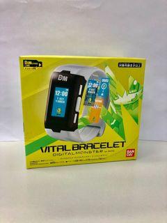 全新 數碼暴龍育成手環 vital bracelet 白色