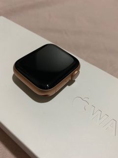 Apple Watch Series 6 Rose Gold 40mm, Barang Mewah, Jam Tangan di Carousell