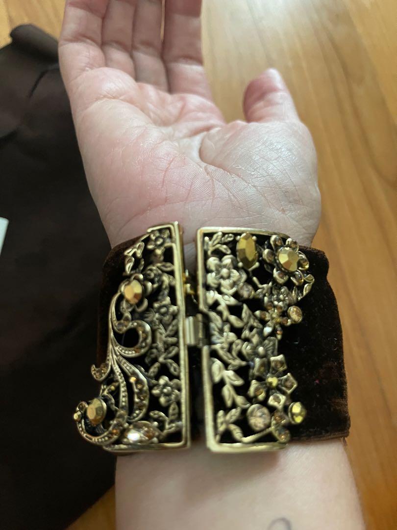 Badgley shop mischka bracelet